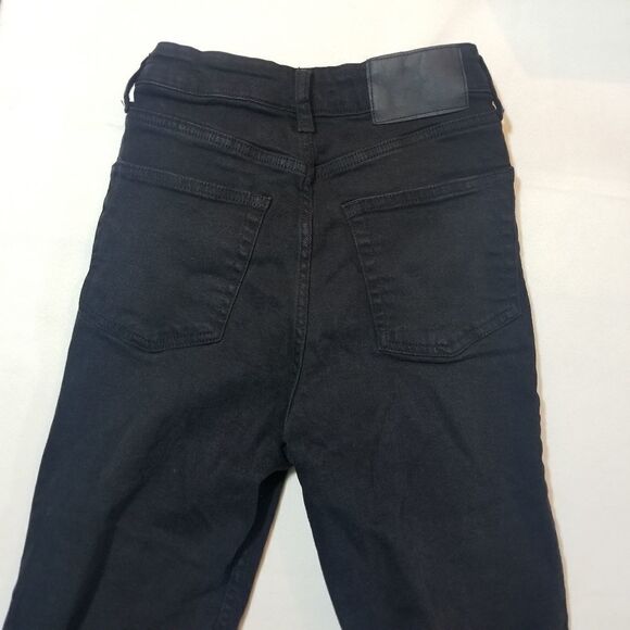 Divided by H&M Black Wash Denim Frayed Hem Jeans Size US 4 - Picture 4 of 10